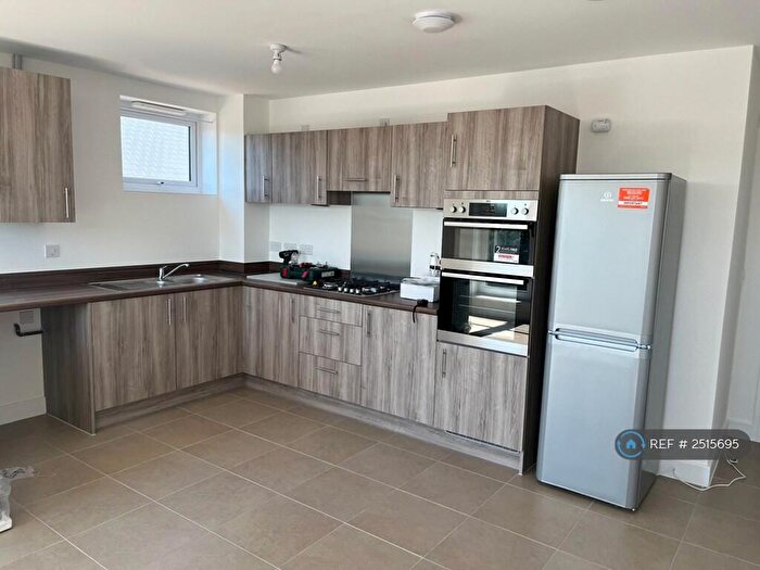 2 Bedroom Flat To Rent In George Holmes Way, Bristol, BS16