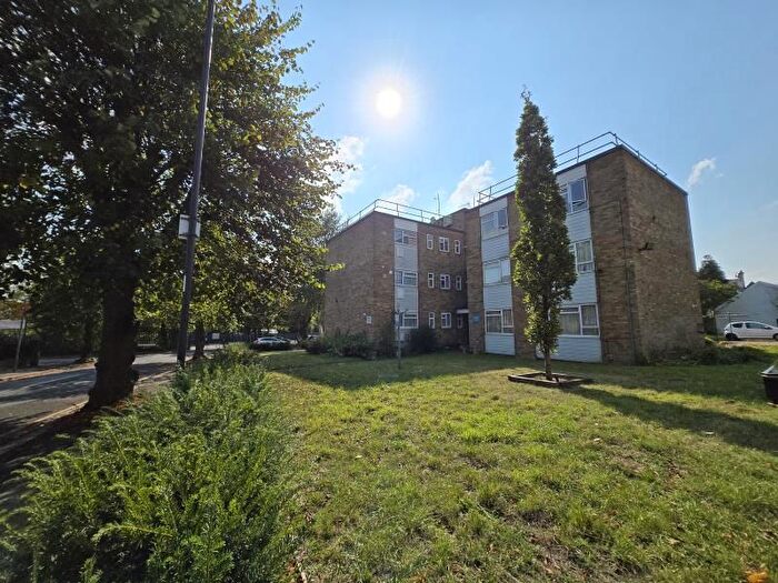 1 Bedroom Flat To Rent In Caradoc Evans Close, New Southgate, N11