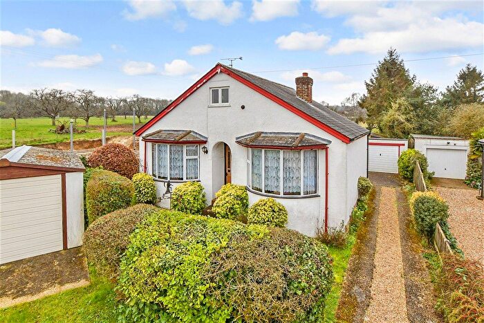 3 Bedroom Detached Bungalow For Sale In New House Lane, Canterbury, Kent, CT4