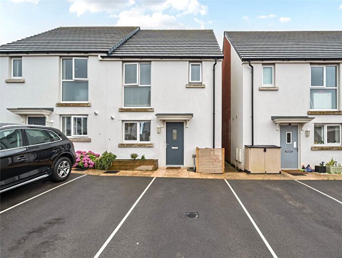 2 Bedroom Semi-Detached House For Sale In Sparrow Close, Hayle, Cornwall, TR27
