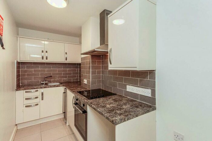 1 Bedroom Apartment To Rent In Red Bank Road, Blackpool, FY2