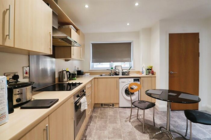 1 Bedroom Flat For Sale In Cei Dafydd, Barry, CF63