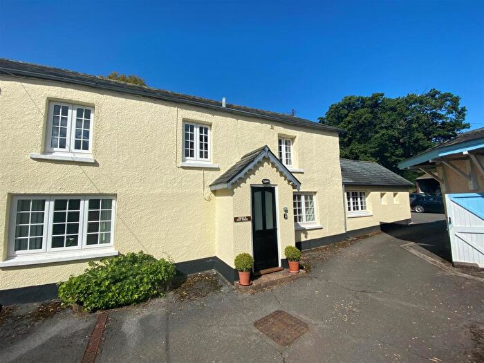 3 Bedroom Semi-Detached House To Rent In Puddington, Tiverton, EX16