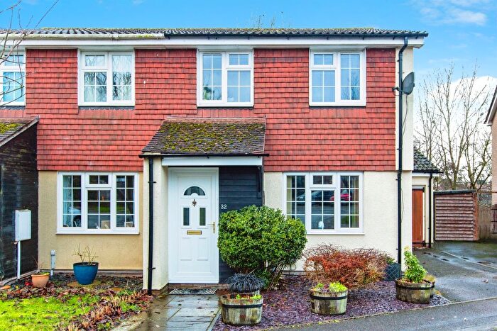 3 Bedroom Semi-Detached House For Sale In Morden Road, Papworth Everard, Cambridge, CB23