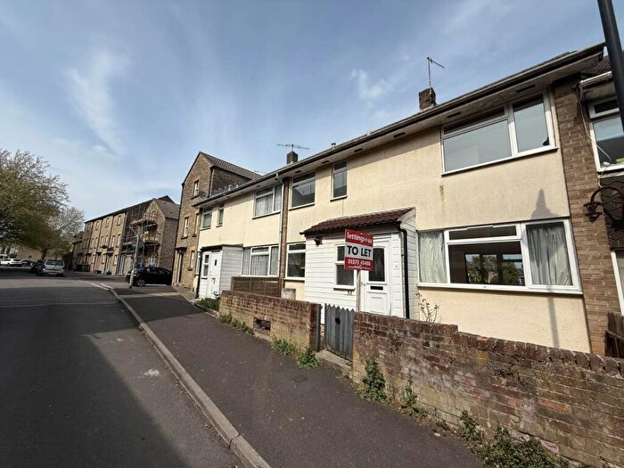 3 Bedroom House To Rent In Trinity Street, Frome, Somerset, BA11