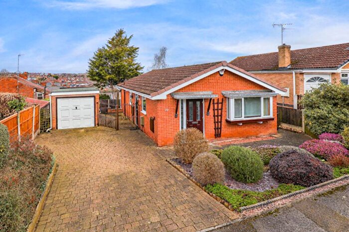 2 Bedroom Detached Bungalow For Sale In Russet Avenue, Carlton, NG4