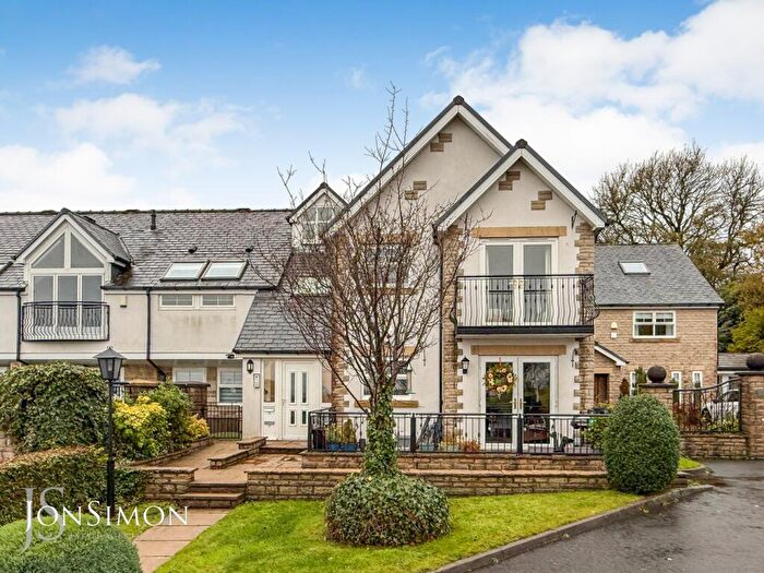 2 Bedroom Apartment To Rent In Birtle Road, Bury, BL9