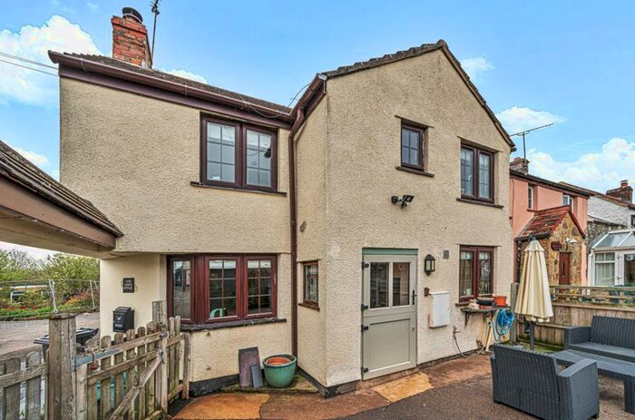 2 Bedroom Cottage For Sale In Wotton Road, Charfield, GL12