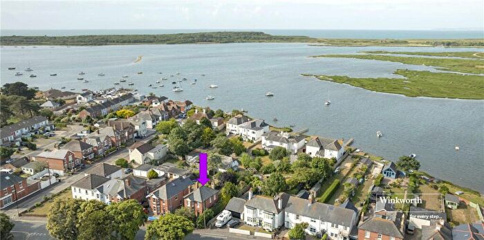 4 Bedroom Detached House For Sale In Stanpit, Christchurch, BH23