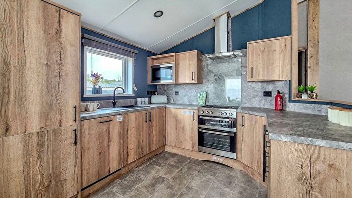 2 Bedroom Park Home For Sale In Polperro Holiday Park, Polperro Rd Looe, PL13