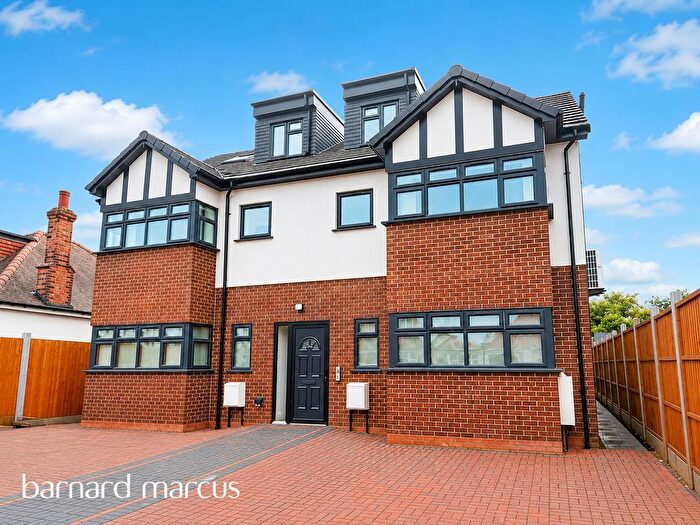 2 Bedroom Maisonette To Rent In Parkfield Road, Feltham, TW13