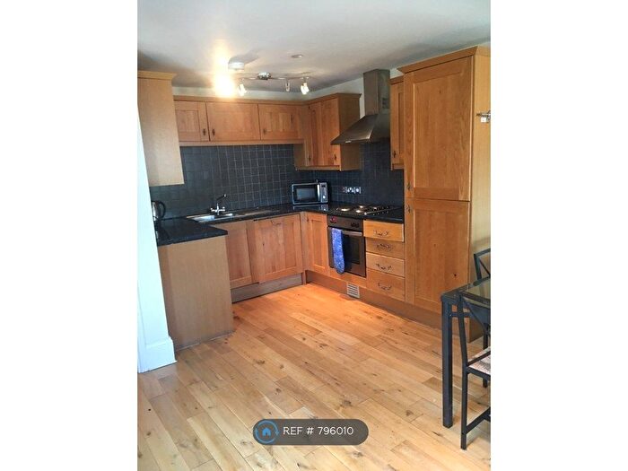 2 Bedroom Maisonette To Rent In Osborne Road, Newcastle Upon Tyne, NE2