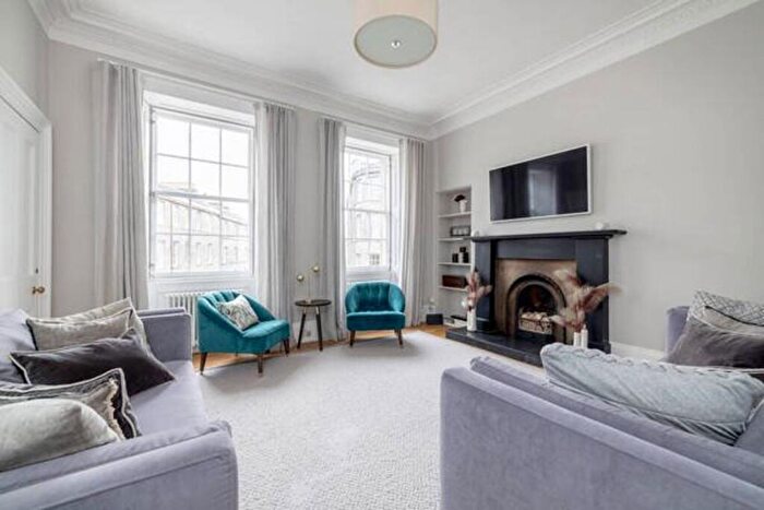 4 Bedroom Flat To Rent In North West Circus Place, Stockbridge, Edinburgh, EH3