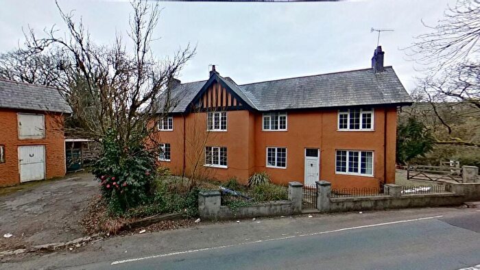 4 Bedroom Detached House For Sale In Glyncoch, Blackmill, Bridgend, Mid Glamorgan, CF35