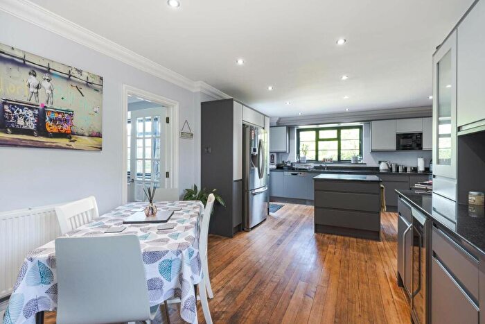 4 Bedroom Detached House For Sale In Warbrook Lane, Eversley, RG27