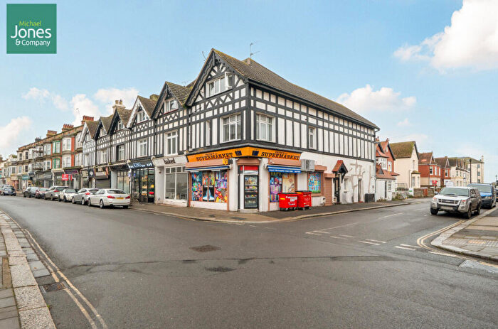 Flat To Rent In Rowlands Road, Worthing, West Sussex, BN11