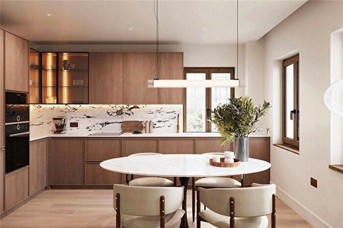 3 Bedroom Flat For Sale In Angel Village, City Road, EC1V