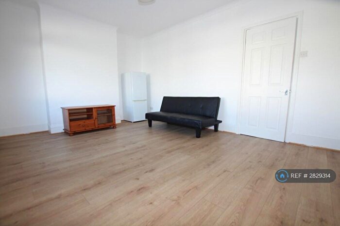 1 Bedroom Flat To Rent In Ranelagh Road, Sheerness, ME12