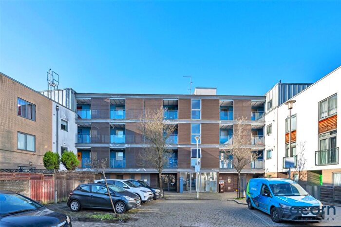 1 Bedroom Apartment For Sale In Airco Close, Colindale, London, NW9