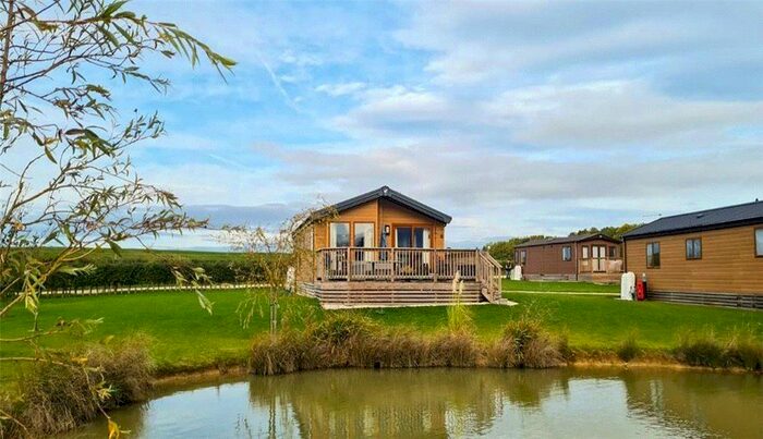 2 Bedroom Property For Sale In Oak View, Mareham Lane, Sleaford NG34