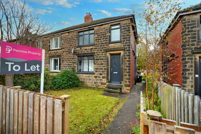 3 Bedroom Semi-Detached House To Rent In Park Avenue, Penistone, S36