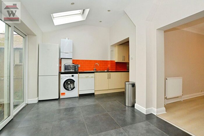 3 Bedroom Semi-Detached House To Rent In Sussex Avenue, Isleworth, TW7