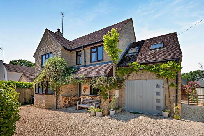 4 Bedroom Detached House For Sale In Minety, SN16