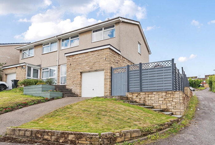 3 Bedroom Semi Detached House For Sale In Woodstock Road, Kingswood, Bristol, Gloucestershire, BS15