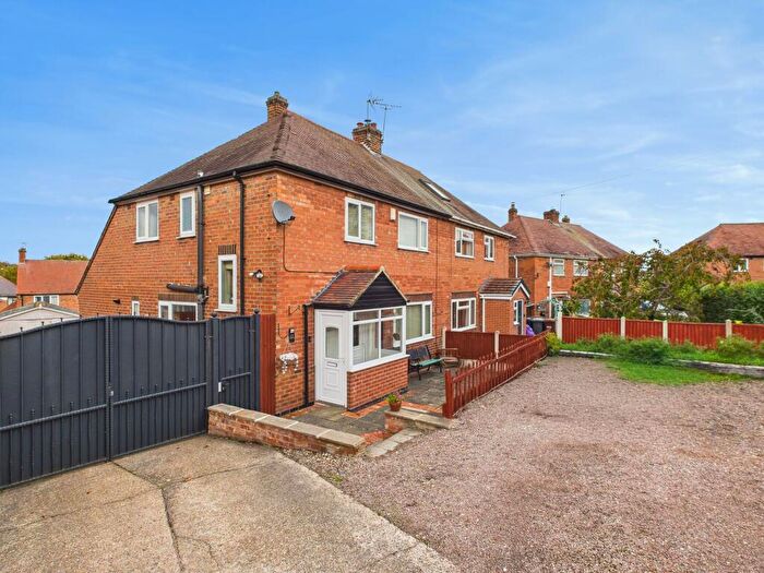 3 Bedroom Semi Detached House For Sale In Cromwell Crescent, Lambley, Nottingham, NG4