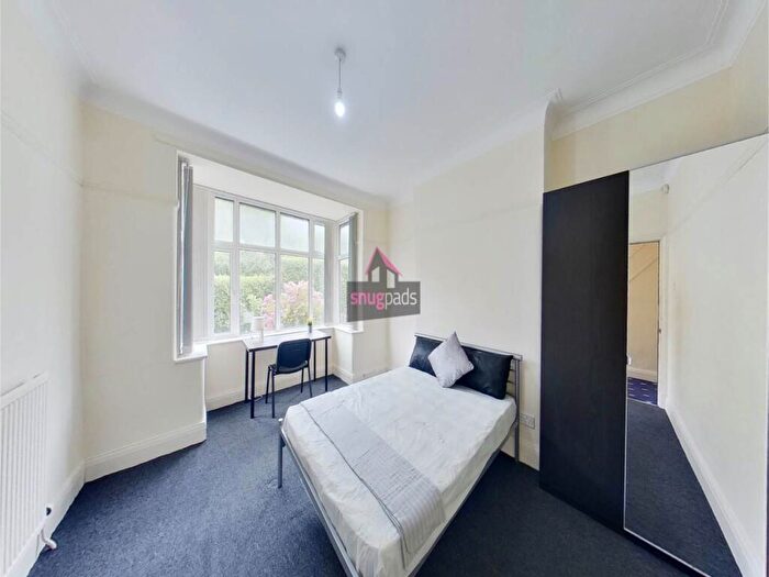 4 Bedroom House To Rent In Bolton Road, Salford, Manchester, M6