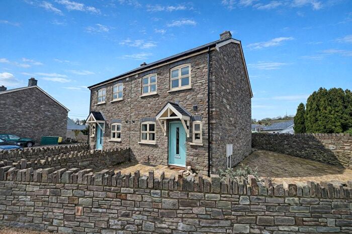 3 Bedroom Semi Detached House For Sale In The Moorings, Brecon, LD3