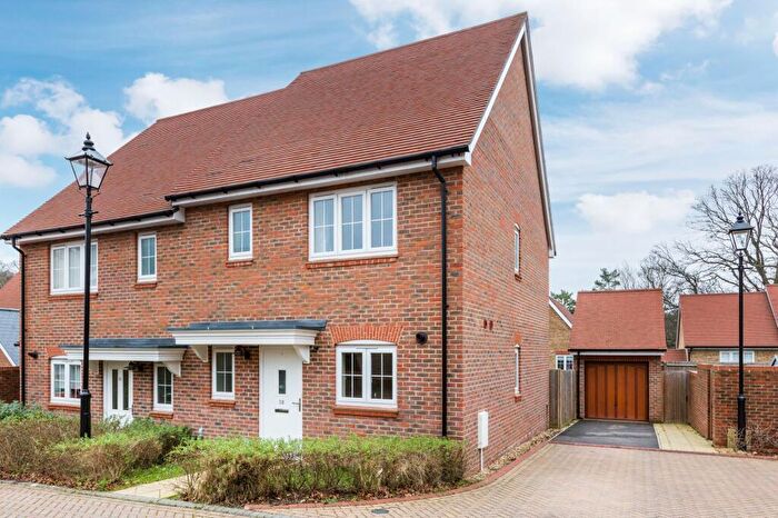 3 Bedroom Semi-Detached House To Rent In Renfields, Haywards Heath, RH16