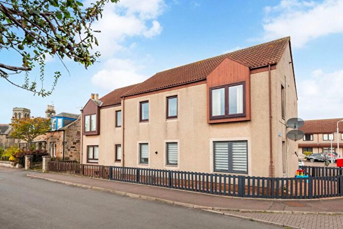 3 Bedroom Apartment For Sale In Farm Court, Anstruther, KY10