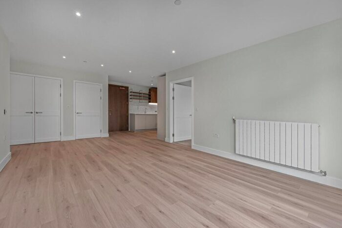 2 Bedroom Flat To Rent In Cairncross House, Townsend Road, SE3