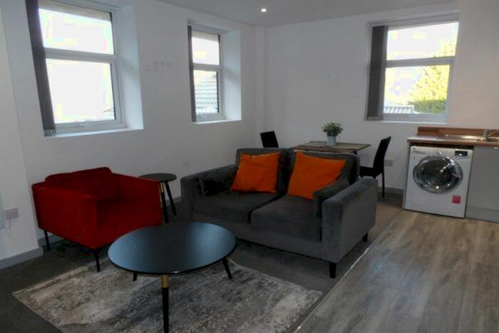 1 Bedroom Flat To Rent In Chaucers Walk, Blackburn, BB1