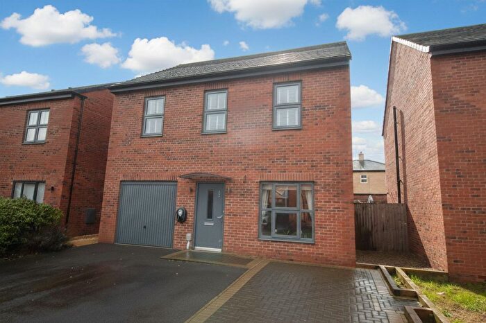 4 Bedroom Detached House For Sale In Larkin Lane, Kingswood, HU7