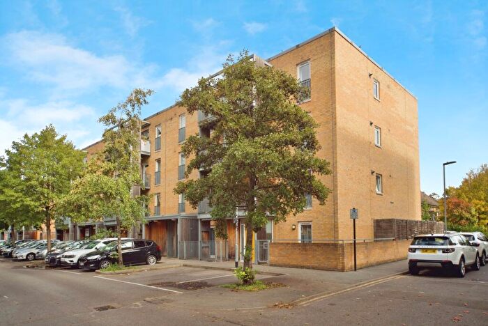 1 Bedroom Flat For Sale In Walton Road, London, London, E12
