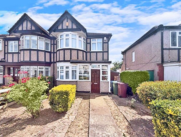 3 Bedroom End Of Terrace House For Sale In Ovesdon Avenue, Rayners Lane, HA2