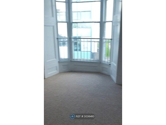 1 Bedroom Flat To Rent In Lower Dock Street, Newport Gwent, NP20