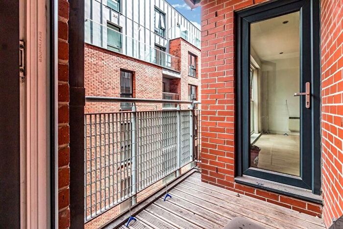 2 Bedroom Apartment To Rent In Simpson Street, Manchester, M4