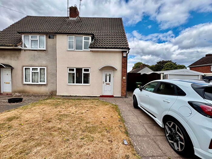 2 Bedroom Semi-Detached House To Rent In Ashenhurst Road, Dudley, DY1