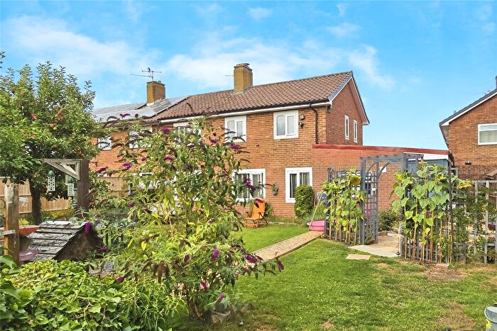 3 Bedroom Semi-Detached House For Sale In Lilac Grove, Westbury, BA13