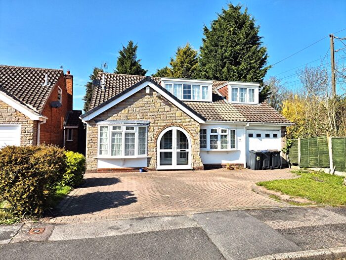 4 Bedroom Detached House To Rent In Allesley Close, Sutton Coldfield, B74