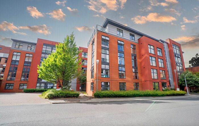 2 Bedroom Flat To Rent In Water Street Court, Birmingham, B3