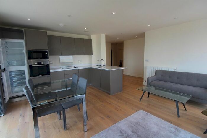 2 Bedroom Flat To Rent In Tyger House, Royal Arsenal, SE18