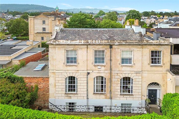 6 Bedroom Link Detached House For Sale In Suffolk Road, Cheltenham, Gloucestershire, GL50