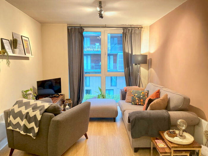 1 Bedroom Flat To Rent In Spectrum, Blackfriars Road, Salford, Lancashire, M3