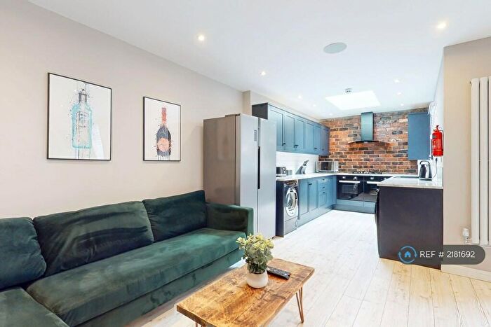 7 Bedroom Terraced House To Rent In Alderson Road, Liverpool, L15