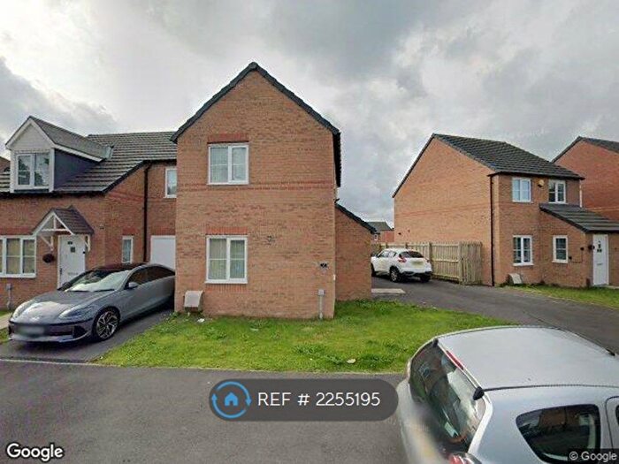 2 Bedroom Semi-Detached House To Rent In Friars Crescent, Rochdale, OL11