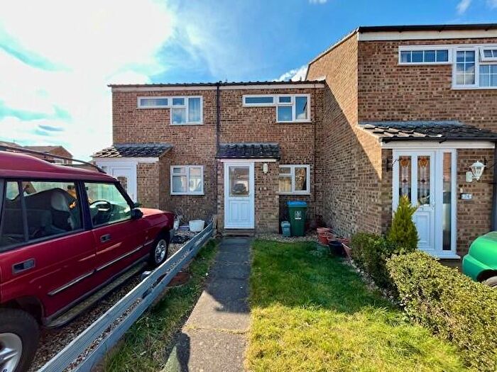 2 Bedroom Terraced House To Rent In Charmfield Road, Aylesbury, HP21